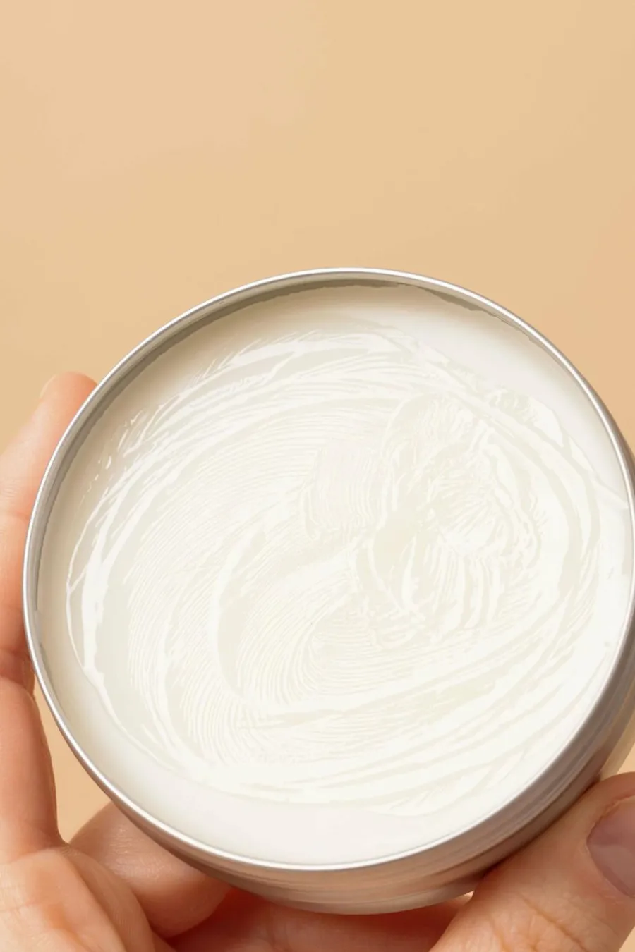 Baume magique Coco Après-Soleil|Mains
