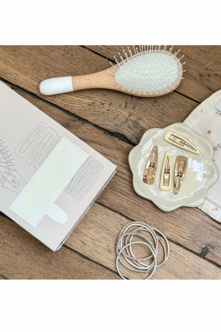 Coffret Mademoiselle brosse nylon, barettes & élastiques Enfant Bébé & Enfant|Coffret Cheveux