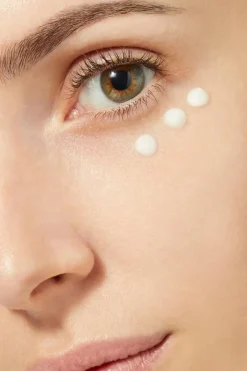 New Contour Yeux anti-âge Neige Éternelle Contour Des Yeux & Lèvres
