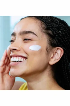 Sale Crème hydratante Hydraliane tous types de peaux Soin De Jour