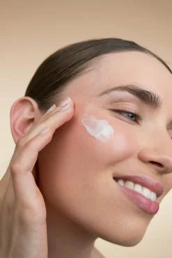 New Crème lactée anti-taches La Foudroyante Eclair de Lune à l’advanced Retinol-Like Soin De Jour|Soin De Nuit