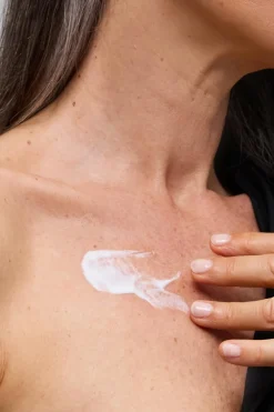 Best Crème revitalisante Buste & Décolleté