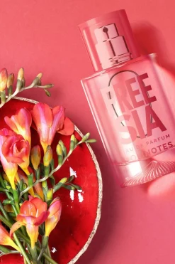 Best Freesia Eau de Parfum Femme Eau De Parfum
