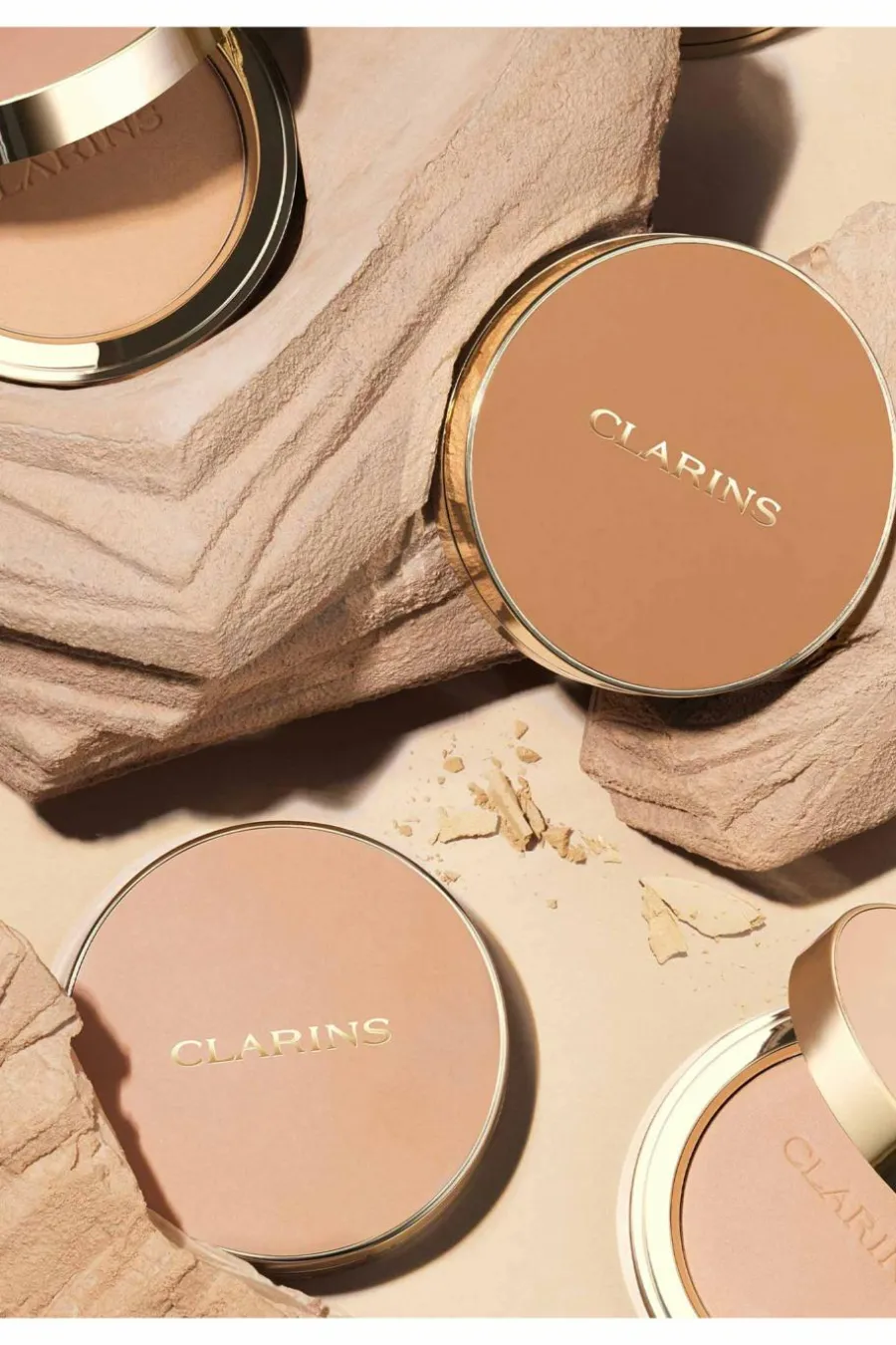 Poudre compacte matifiante infusée au lait de pêcher Ever Matte Compact Powder Poudre Libre & Compacte